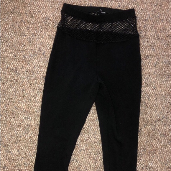 Fashion Nova mesh fishnet high-waisted leggings - Picture 3 of 5